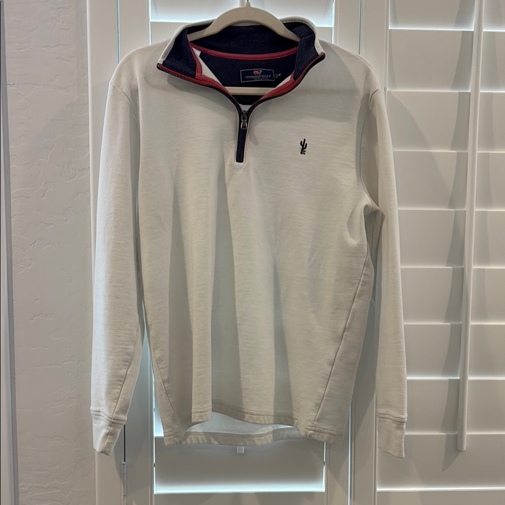 Vineyard Vines White Quarter-Zip Pullover with Cactus